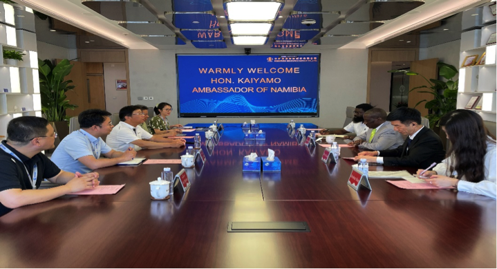 納米比亞駐華大使到訪樂天使資源集團總部