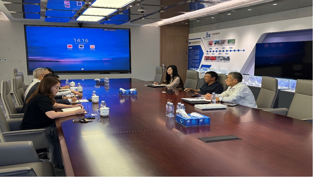 中非發(fā)展基金副總裁余焯銳一行到訪樂天使資源總部